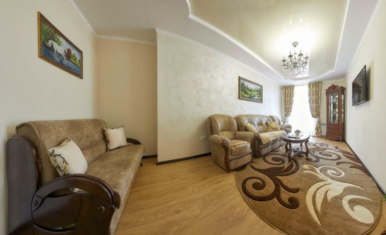Luxury 2 * Truskavets